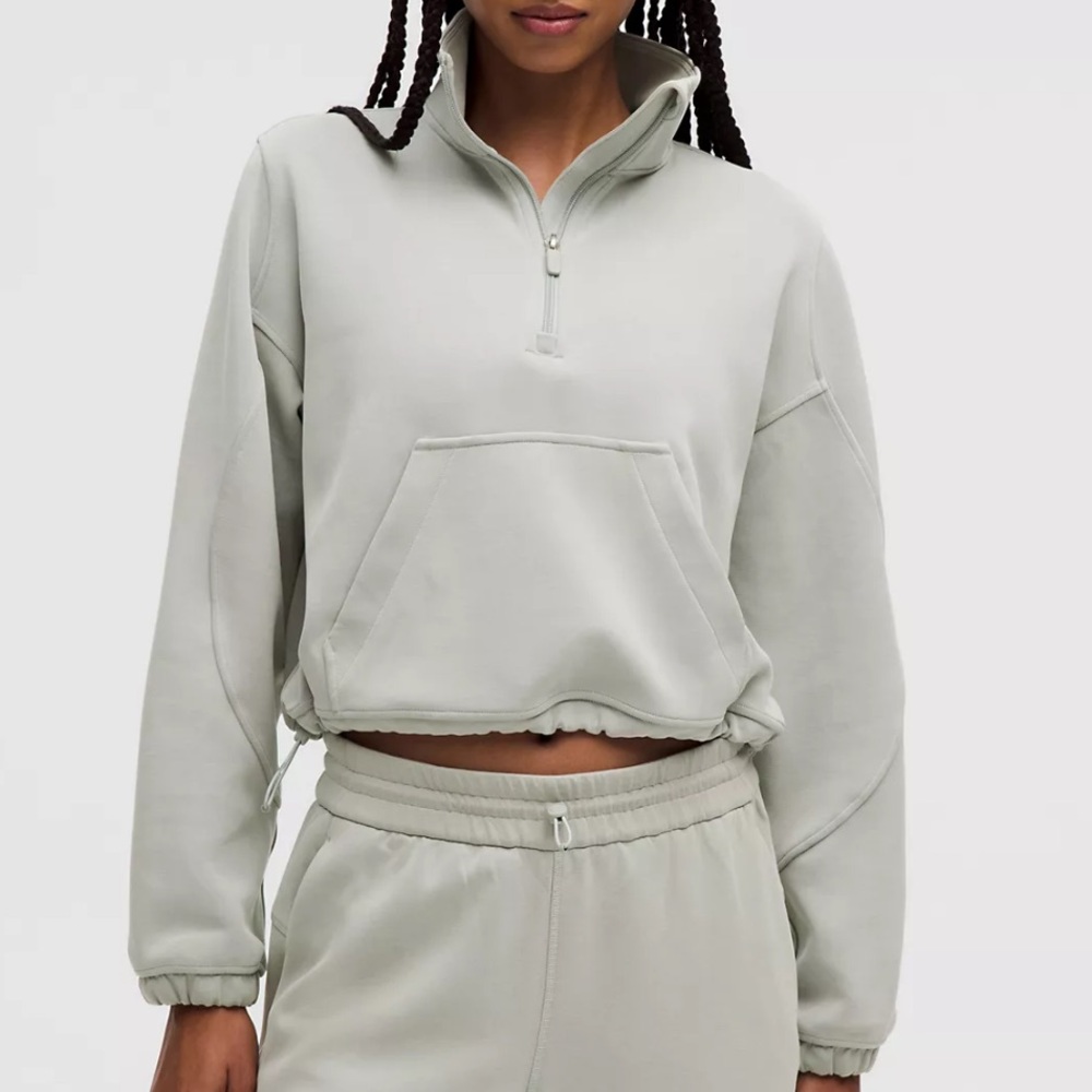 Lululemon softstreme half zip. Size 8. Like new!
